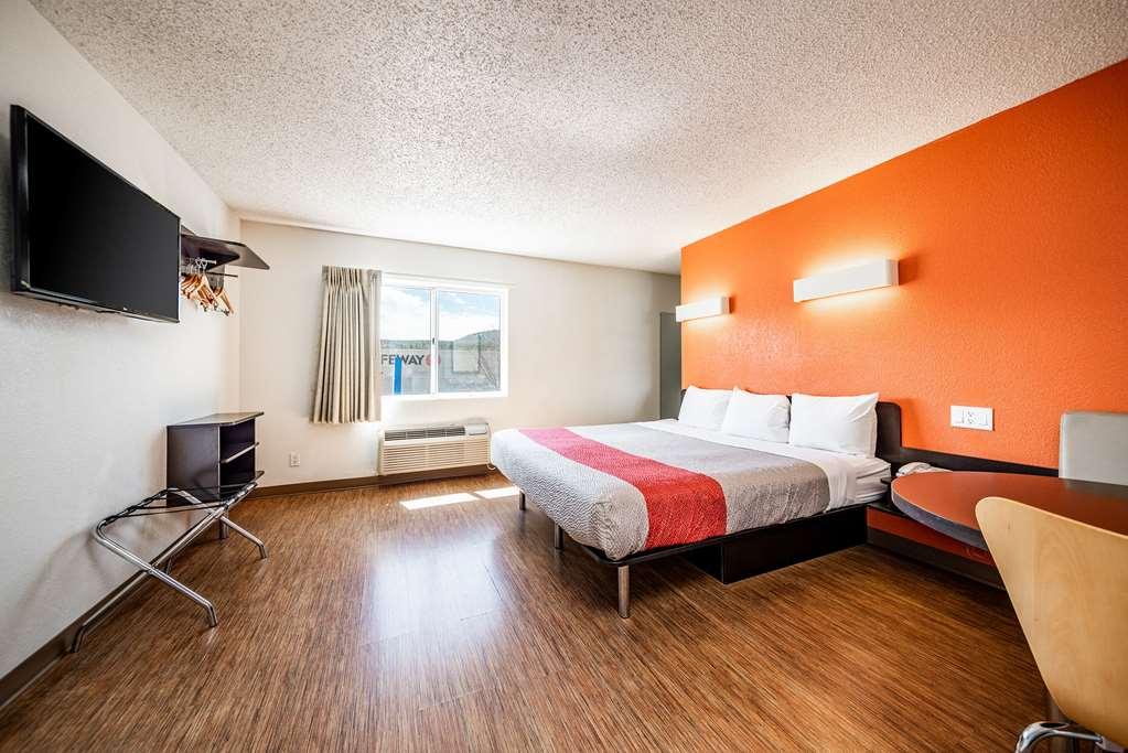 The Ellsworth Hotel, Ascend Hotel Collection Williams Room photo