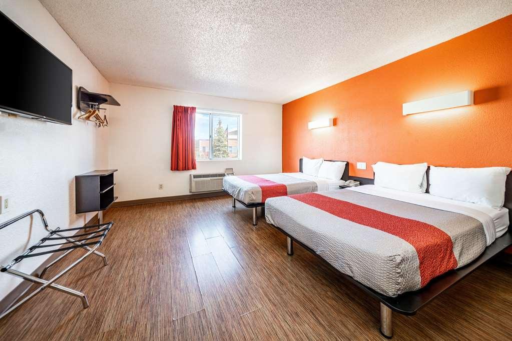 The Ellsworth Hotel, Ascend Hotel Collection Williams Room photo